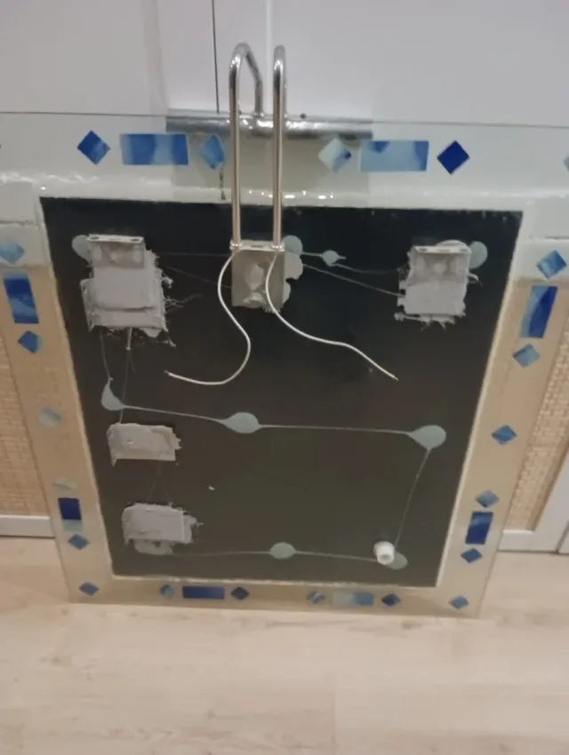 Espejo de baño cristal azul