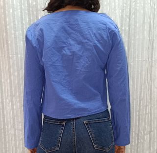 Camisa azul manga larga