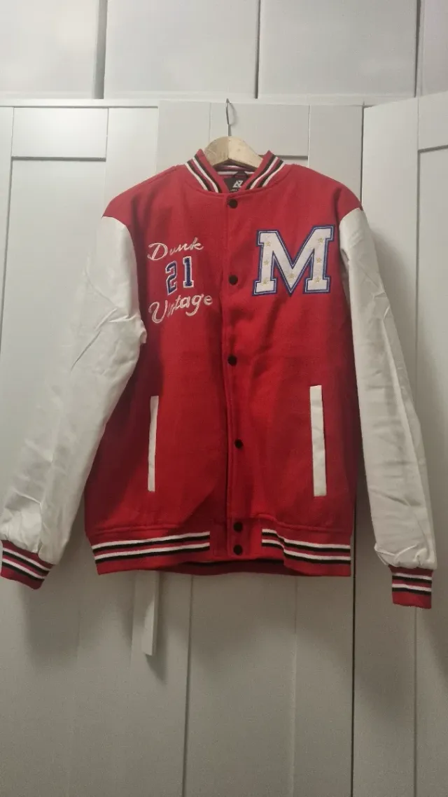 Chaqueta Bomber Roja y Blanca