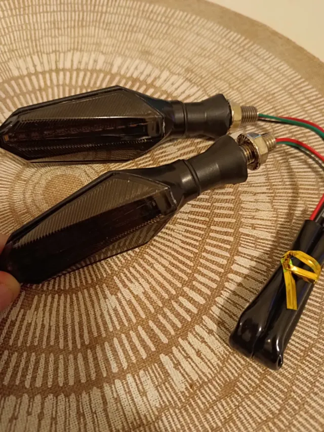 2 Pares Intermitentes dinámicos LED Moto Nuevos