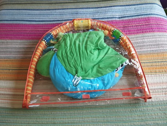 Manta de juegos para bebé con arco