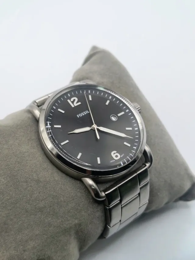 Reloj Fossil Negro y Plateado