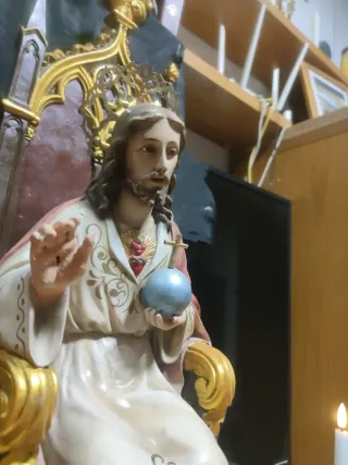 Corazón de Jesús entronizado grande 77cm.