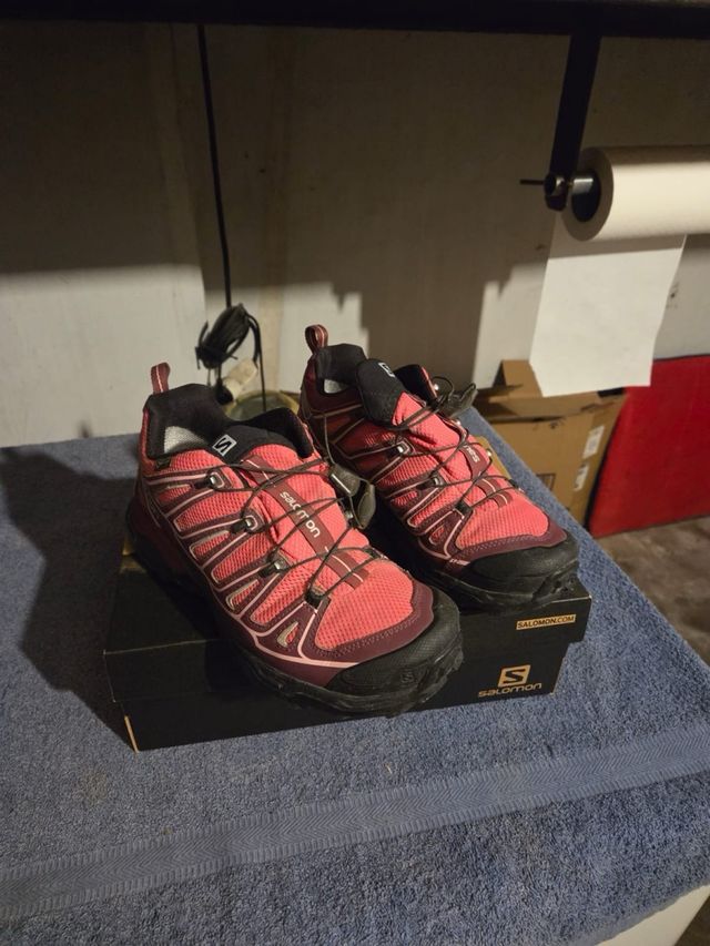 Scarpe trekking Salomon donna rosa/nere