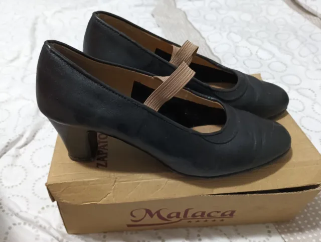 Zapatos de baile negros con tira elástica