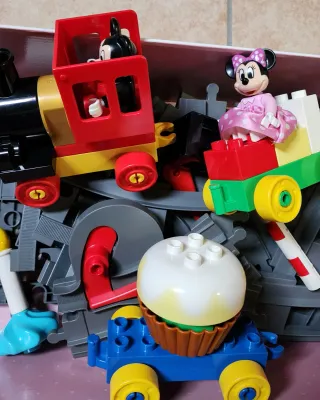 Lego Duplo trenino completo