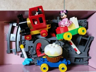 Lego Duplo trenino completo