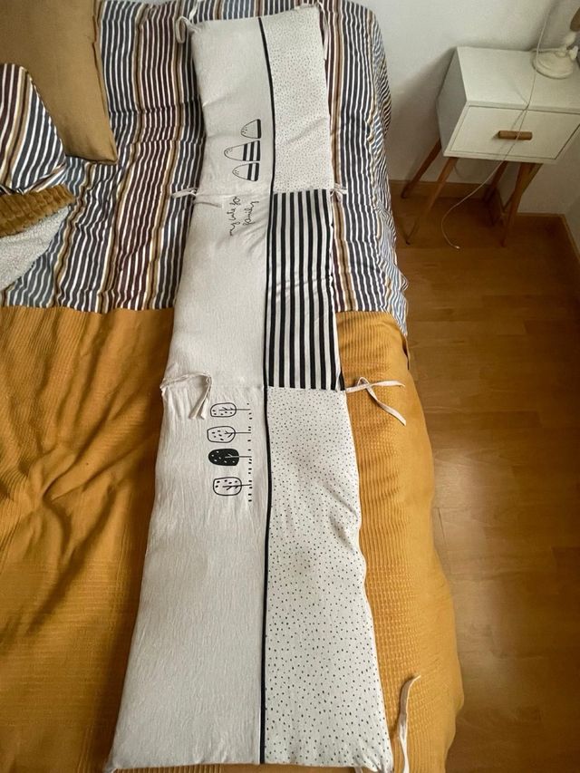 Chichonera para cuna de bebé