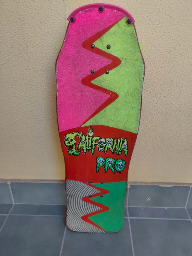 MONOPATIN SKATEBOARD CALIFORNIA PRO VINTAGE RETRO