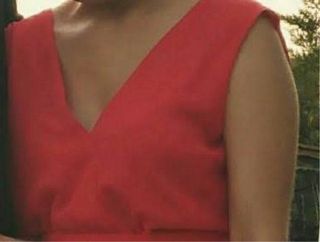 Mono Rojo Coral Invitada - Talla S