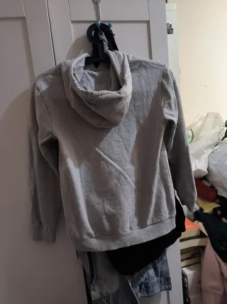 Sudadera Pikachu niña 11/12 años