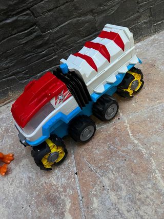 paw patrol todoterreno dino