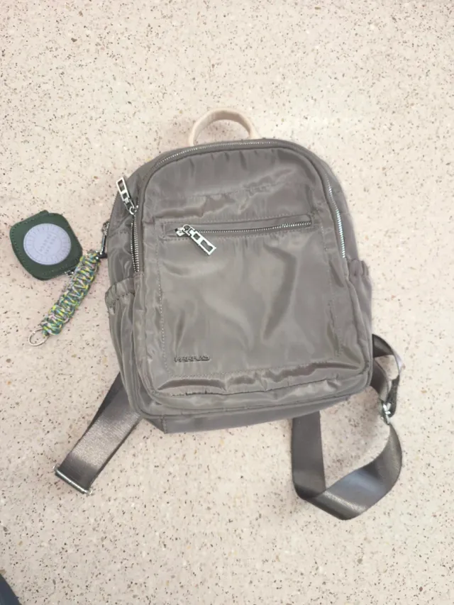 Mochila Gris marrón