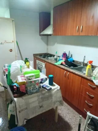 Limpieza y cuidado de personas mayores.