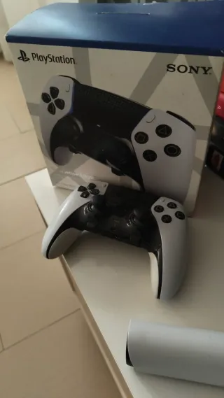 Mando DualSense Edge PS5 y Auriculares Pulse Explo