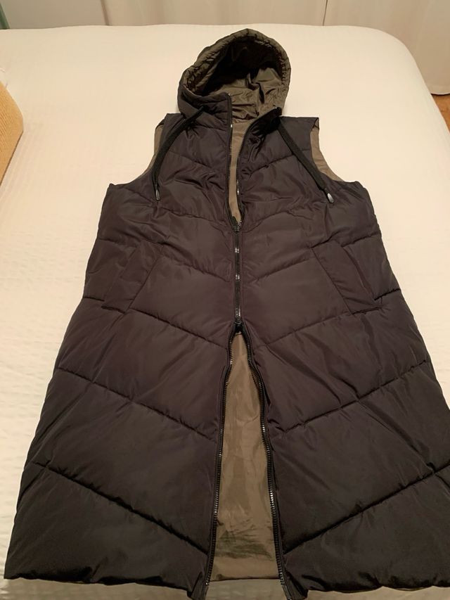 Chaleco plumas reversible ZARA Talla S