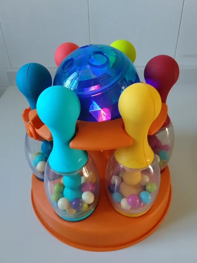 Gioco di bocce per bambini con luci