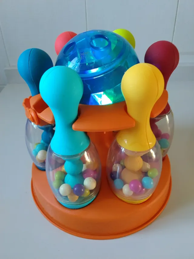 Gioco di bocce per bambini con luci