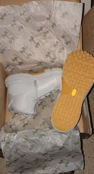 Botas Under Armour Charged Valsetz Mid Gris