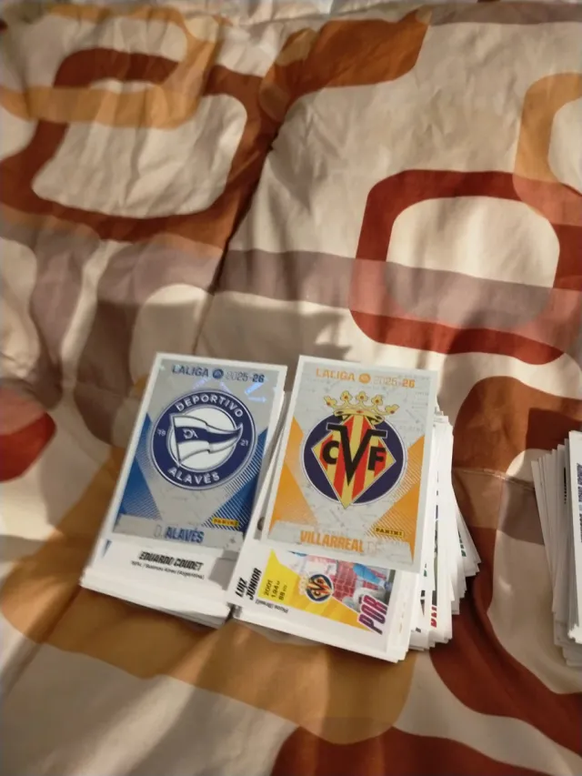 Colección cromos LaLiga 2025-26+500 diferentes