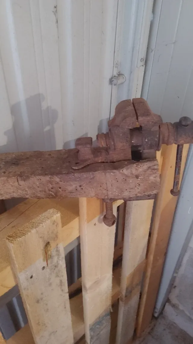 Antica morsa da banco inizio '900