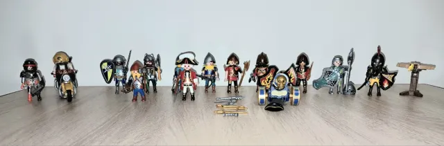 Lote Playmobil: Piratas, Caballeros y Soldados