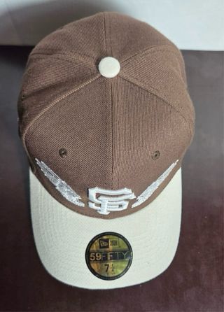 Gorra New Era SF con alas