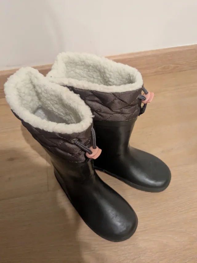 Botas de agua niña talla 29