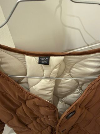 Chaqueta acolchada Zara marrón
