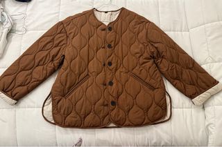 Chaqueta acolchada Zara marrón