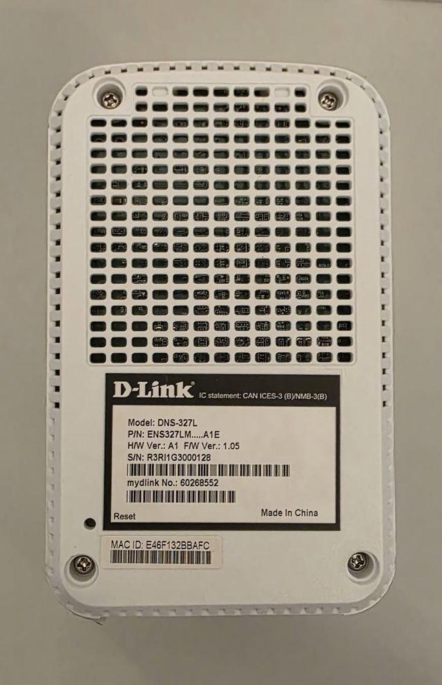 NAS D-Link DNS-327L