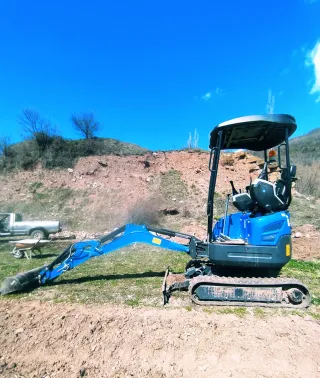 Trabajos con mini excavadora