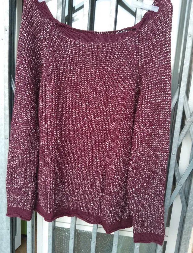 Maglione bordeaux luminoso