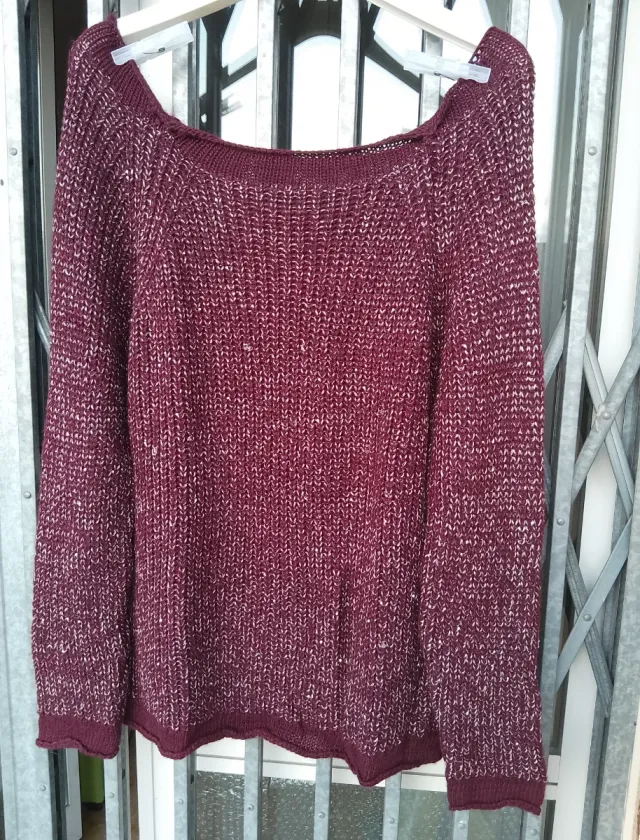 Maglione bordeaux luminoso
