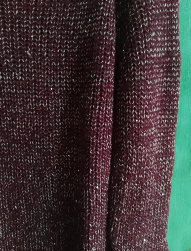 Maglione bordeaux luminoso