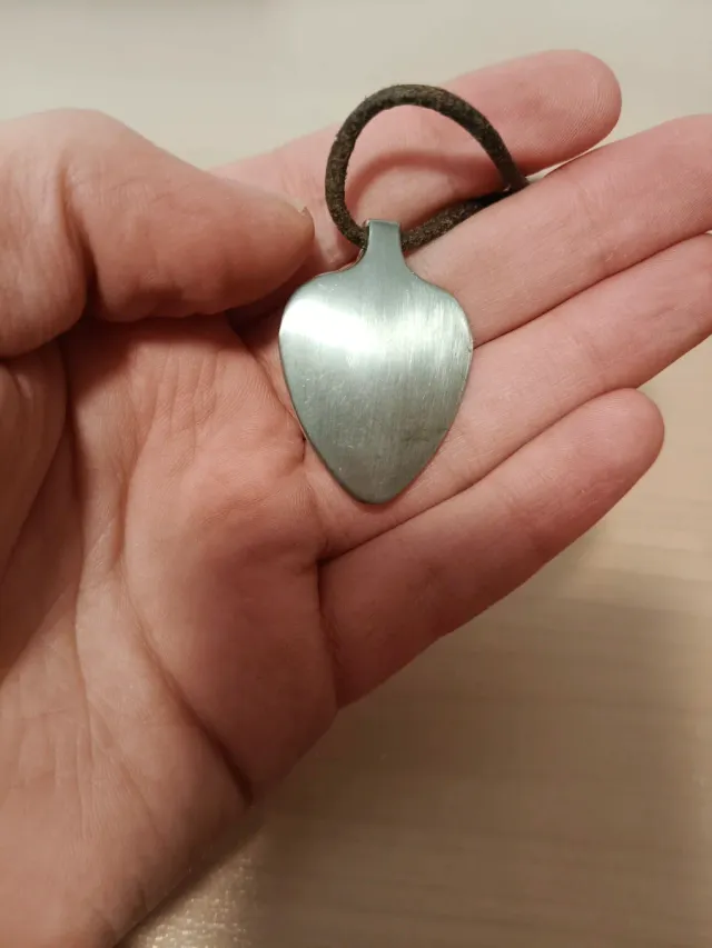 Ciondolo Viceroy in Argento con Cordino in Pelle Marrone