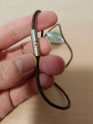 Colgante Viceroy Plata y Cordón marrón de cuero