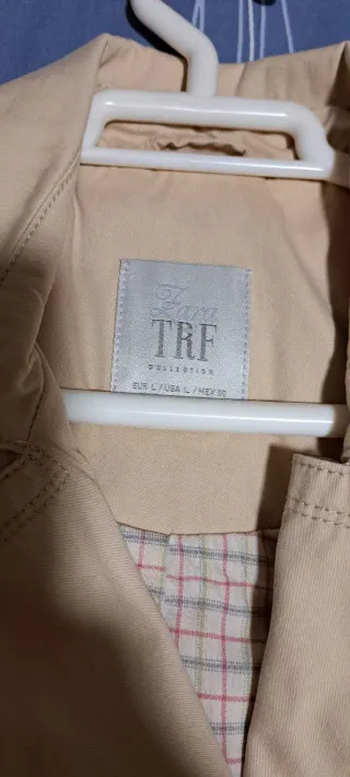 Gabardina Zara Mujer Beige