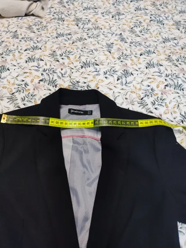 Americana negra Stradivarius