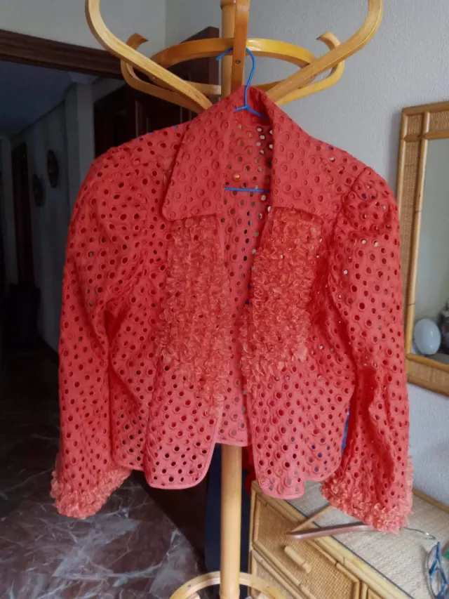 TRAJE FLAMENCA ,DOS PIEZAS.DOS BLUSAS COMBINABLES.