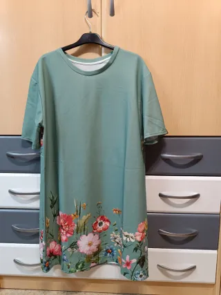 Vestido verde floral manga corta talla única