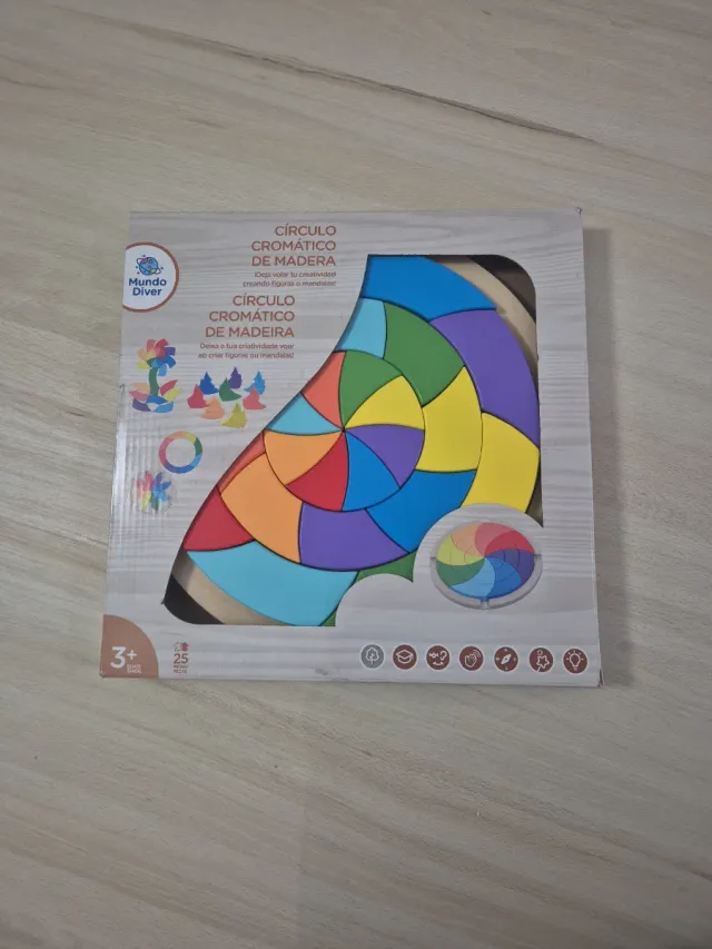 Círculo Cromático de Madera Montessori