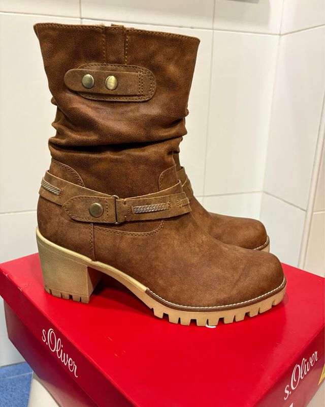 Botines S.Oliver.Talla 42.Forrado de borreguito