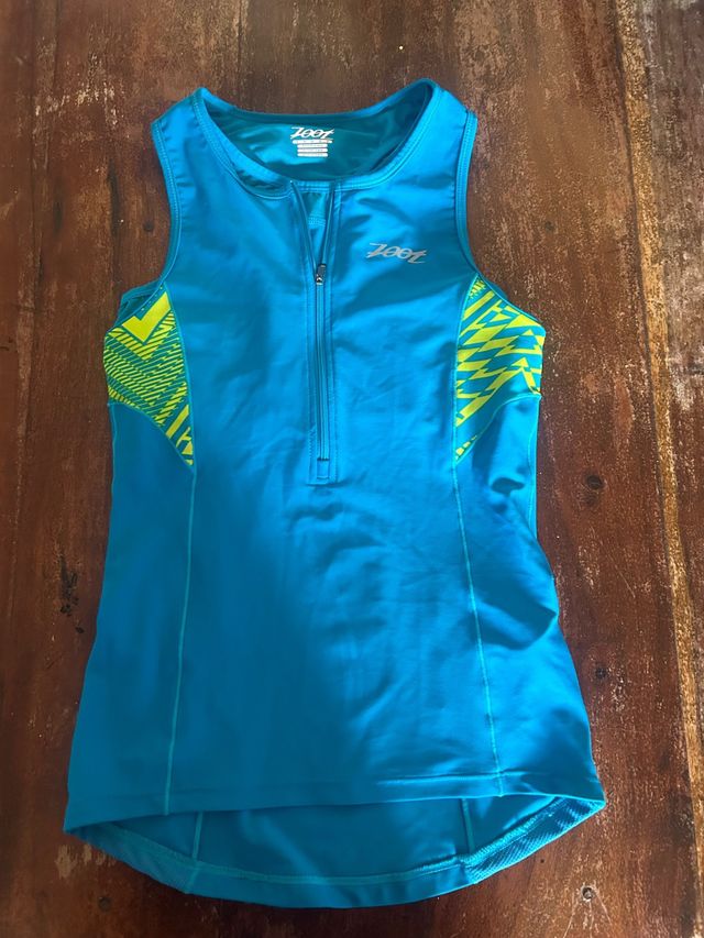 Maillot triathlon Zoot azul y verde
