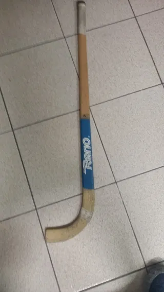 Palo de hockey Reno 95 cm