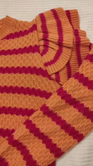 Jersey Shein rayas naranja y fucsia Talla XS