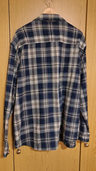 Sobrecamisa cuadros azul y beige XL Primark.