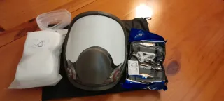Respirador completo con accesorios