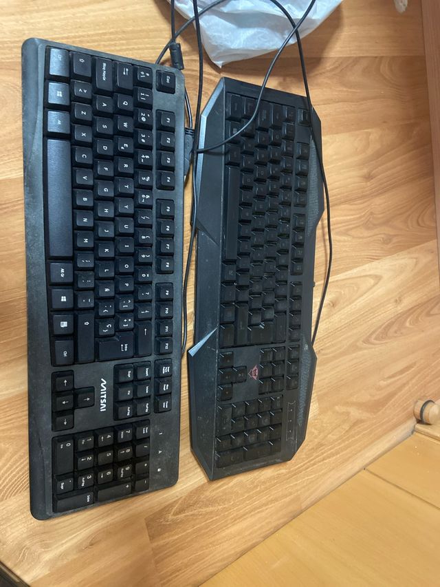 2 Teclados Mitsai Negros