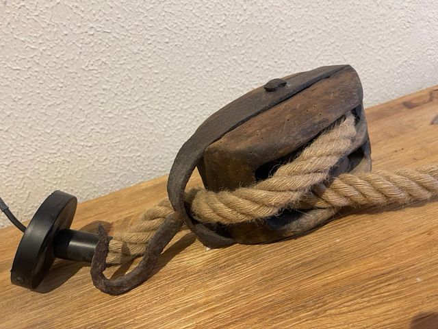 Lámpara Colgante Rústica Madera y Cuerda